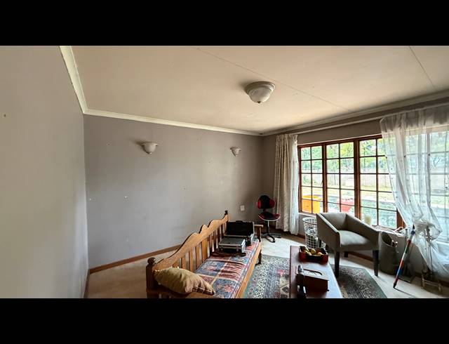 15 BEDROOM FREEHOLD FOR SALE IN FAIRLEADS